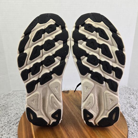 Hoka One One Clifton 9 Black White Athletic Gym Casual Running Shoe Mens 11.5 D - Picture 9 of 13